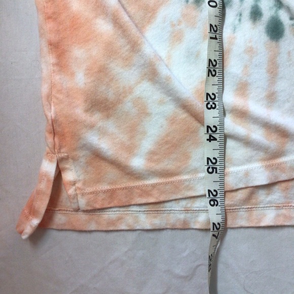 Old Navy tye dye tee - Picture 6 of 7